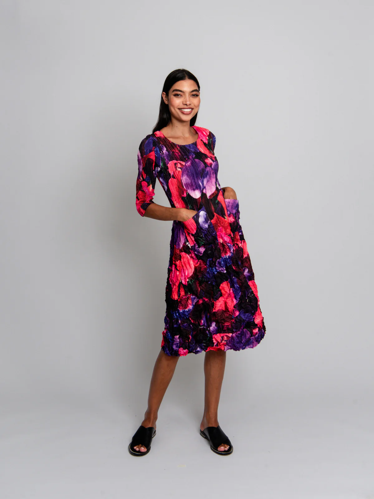 3/4 sleeve smash pocket dress