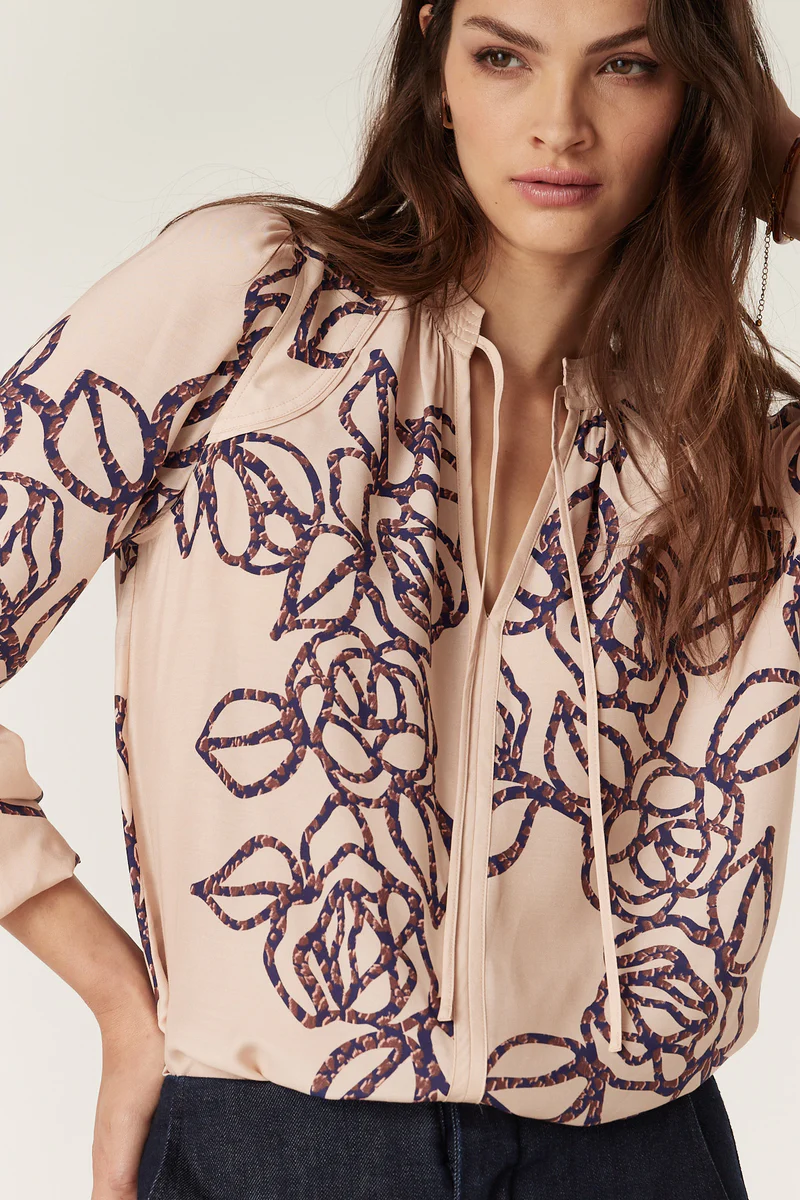 bloom blouse - Meg & Me Boutique & Espresso