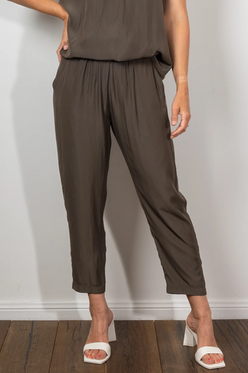 Mela Purdie - soft capri pant - Haus of Alma