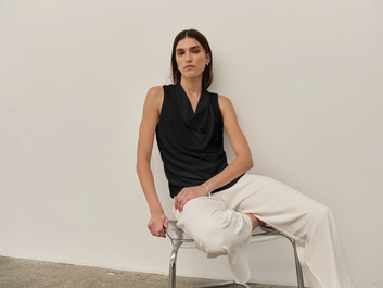 drape shell powder knit