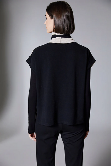 Peruzzi - sleeveless fleece - Haus of Alma