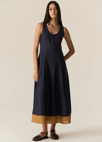 speck contrast dress