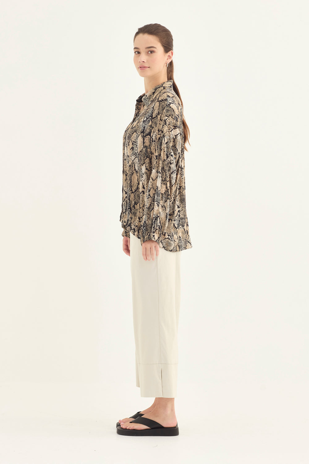 Verge Peyton Shirt in Print styled with Rico Pant, Putty - Haus of Alma
