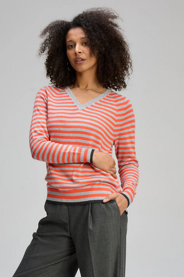 stripe v essential