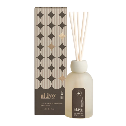 al.ive body Limited Edition Reed Diffuser Vanilla Cream & Tonka Bean 250ml with festive gift box