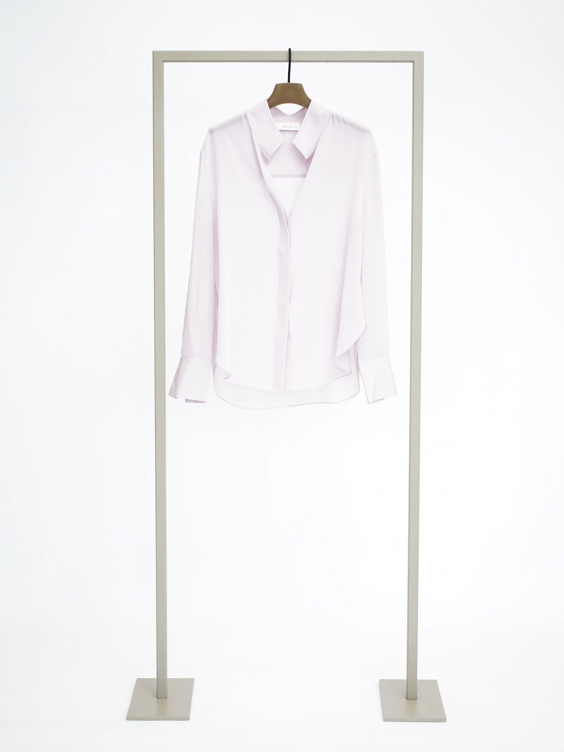 Herzens silk blouse in Pinky, front view – Haus of Alma