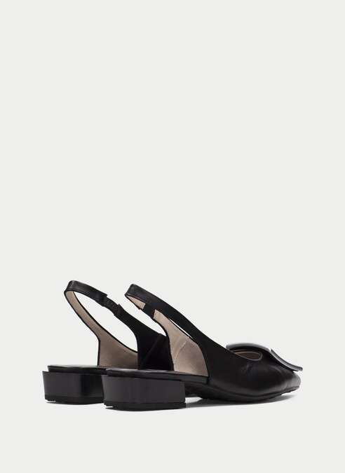 Hispanitas Lila slingback flat in black leather, back view of the elasticated slingback strap
