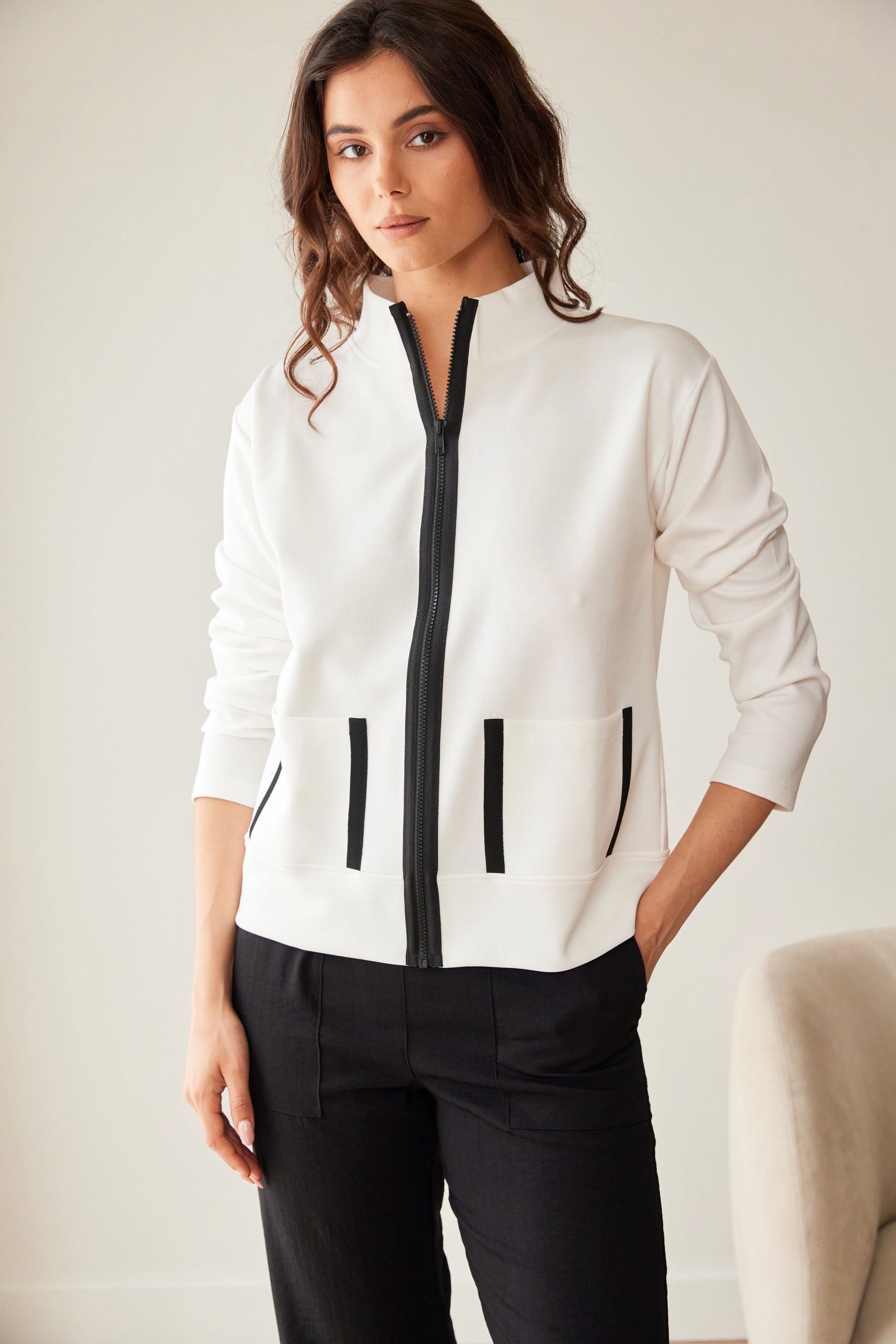 Peruzzi Contrast Pocket Jacket in Ecru and Black