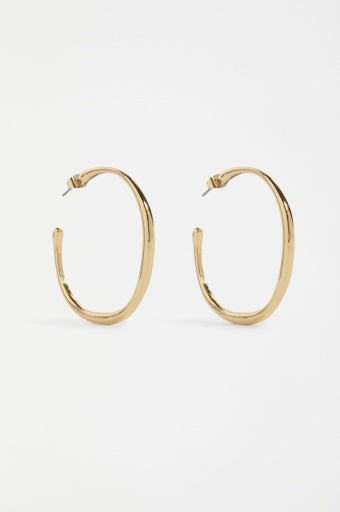 niska hoop earring